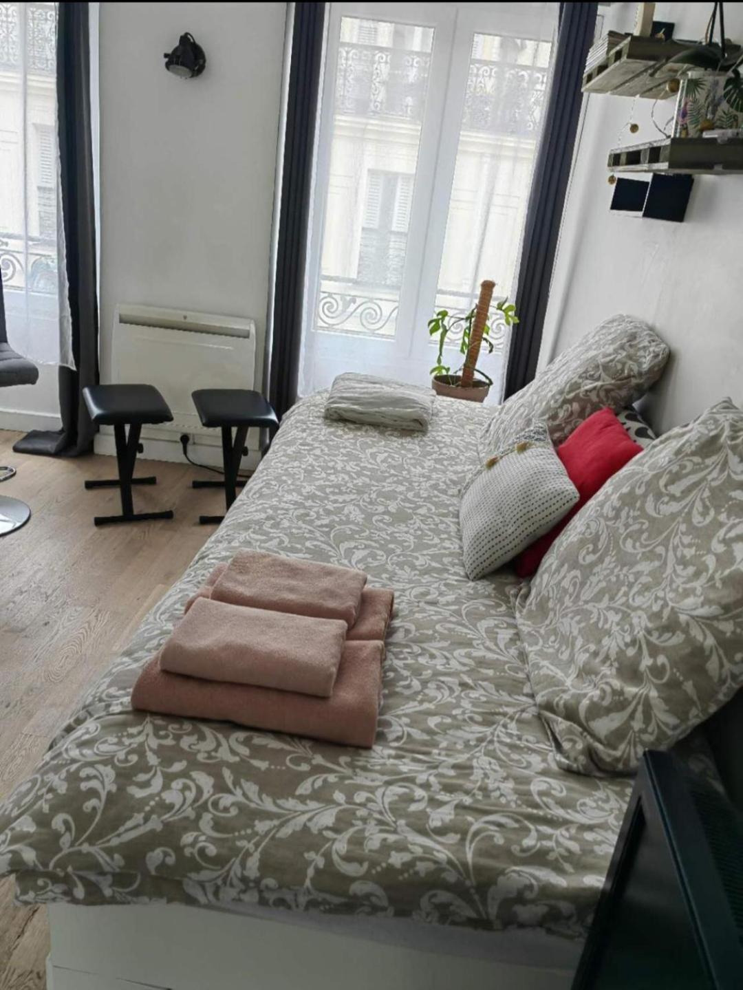 Escale Dans Le Haut Marais Paris Bagian luar foto